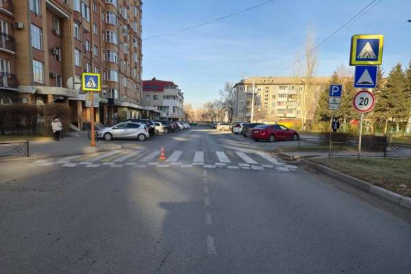 В Абакане водитель без прав сбил беременную женщину и скрылся с места ДТП 