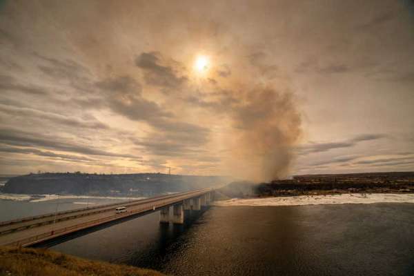 Жителей юга Сибири предупредили о риске пожаров из-за сильного ветра