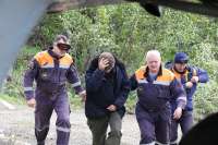 Хакасские спасатели эвакуировали мужчину из таежной местности Шушенского района