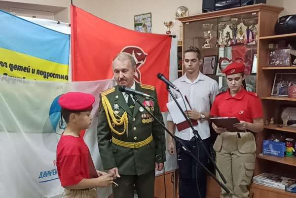 Школьника из Хакасии наградили медалью Совета Федерации «За проявленное мужество»