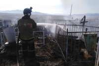В Кызыле потушили пожар на кладбище