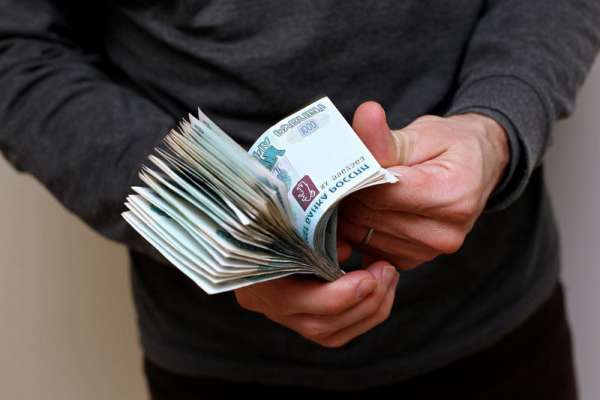 Вице-мэр Канска попался на взятке в 50 тысяч рублей