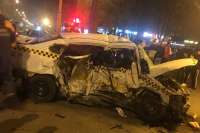 Страшная авария в центре Абакана: погиб таксист